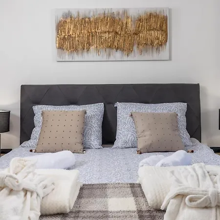 Bajer, فيلة Fužine