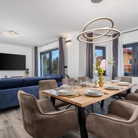Villa Bajer, *