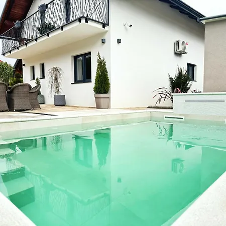 Villa Bajer, *