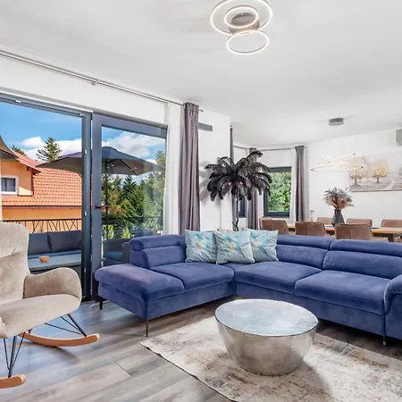 فيلة Bajer, Fužine